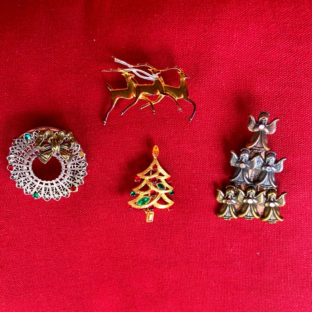 Vintage Holiday/Christmas Brooches- Set of 4